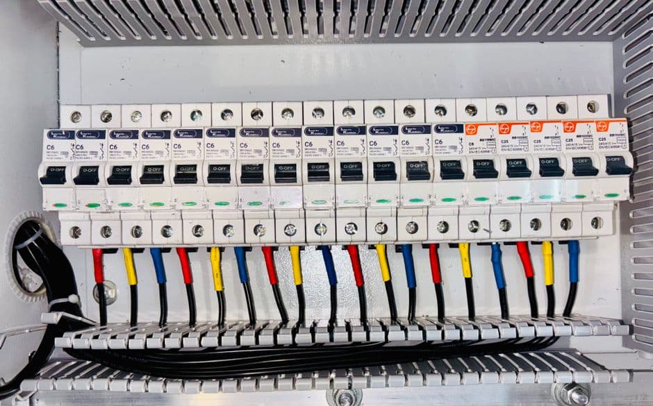 Örnek Elektrik Servisi — fotoğraf 5