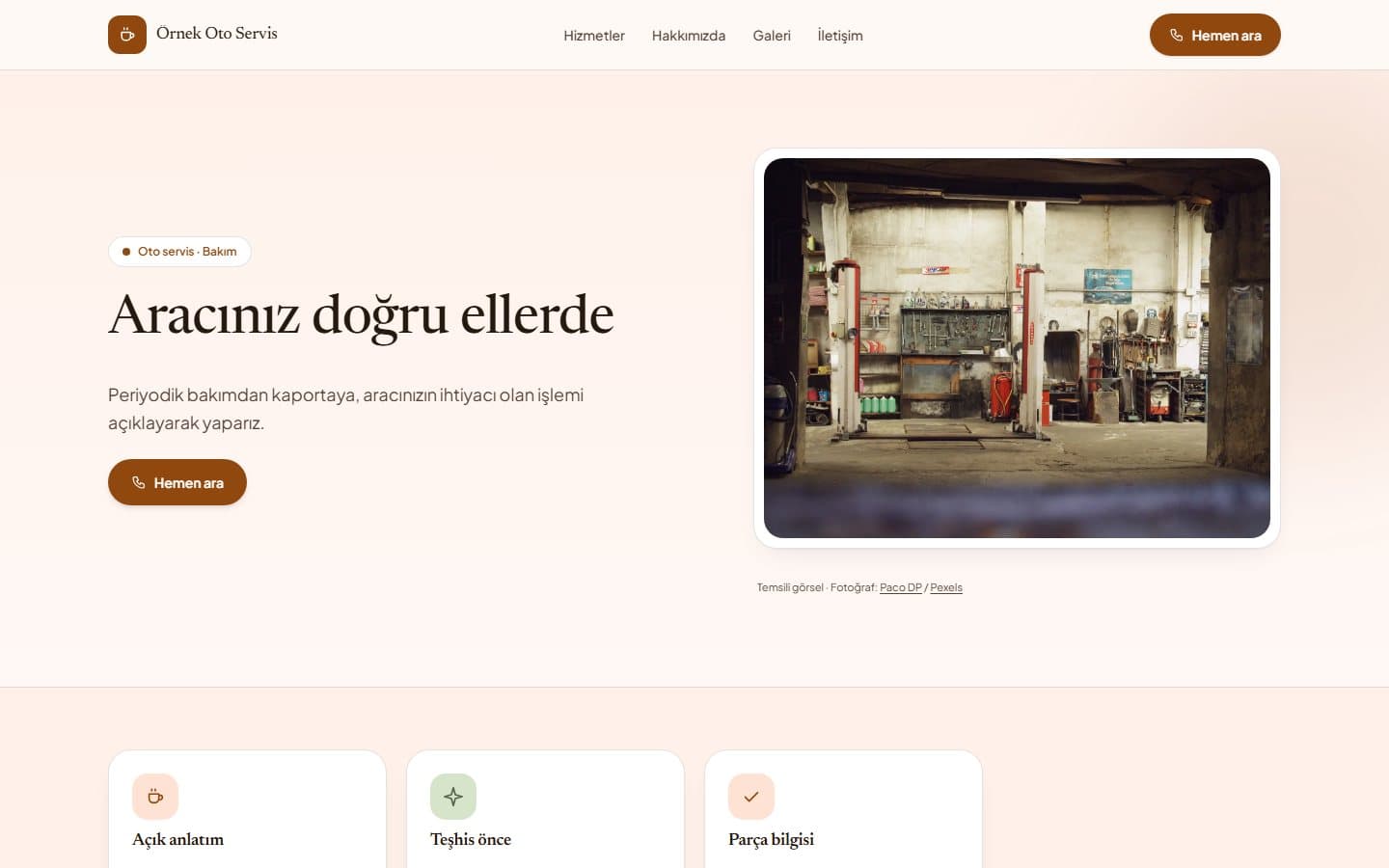 Oto servis web sitesi, Bakır teması masaüstü görünümü