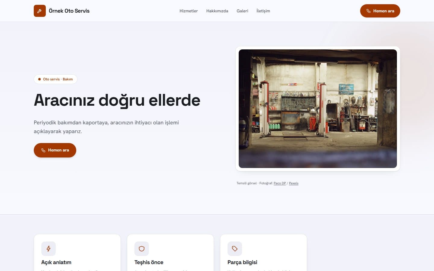 Oto servis web sitesi, Eksen teması masaüstü görünümü