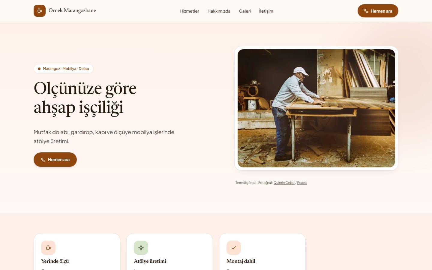 Marangoz web sitesi örneği, Bakır teması masaüstü görünümü
