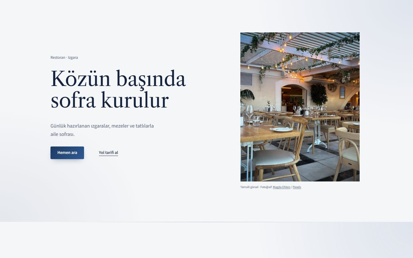 Restoran ve kafe web sitesi, Kurumsal teması masaüstü görünümü